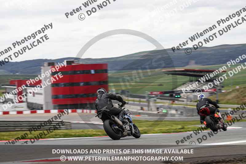 cadwell no limits trackday;cadwell park;cadwell park photographs;cadwell trackday photographs;enduro digital images;event digital images;eventdigitalimages;navarra;no limits trackdays;peter wileman photography;racing digital images;trackday digital images;trackday photos